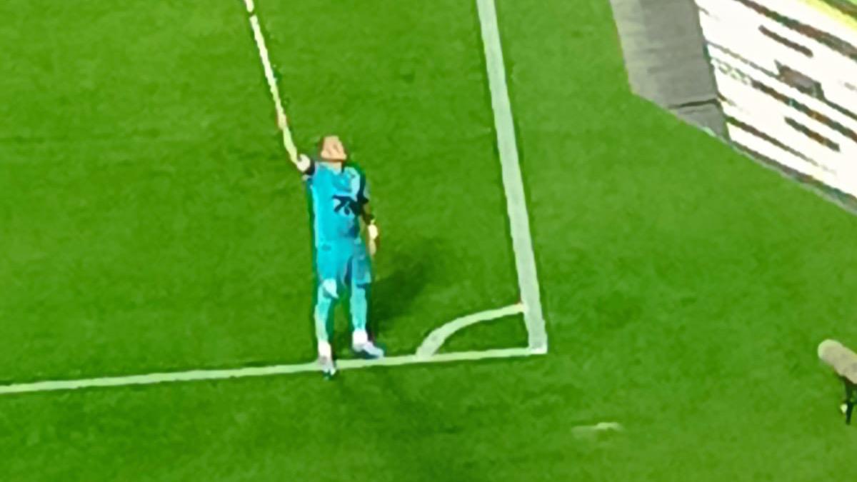 内马尔世界杯倒计时：桑托斯新帅库卡的「保膝」战略能否兑现安切洛蒂的100%要求